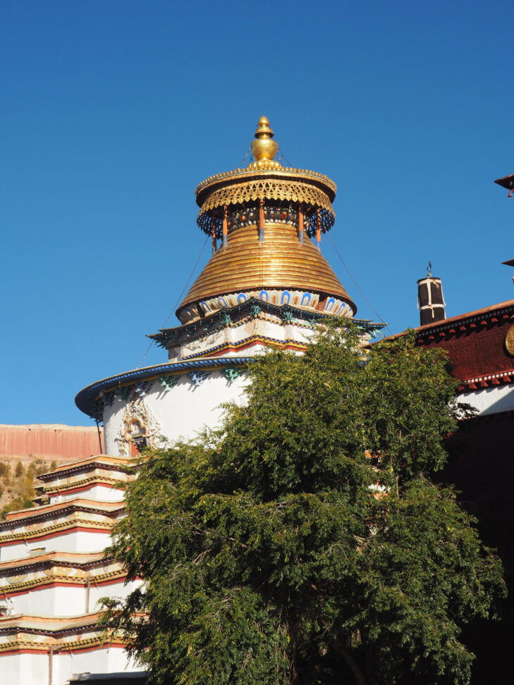 Kumum Stupa, Tibet